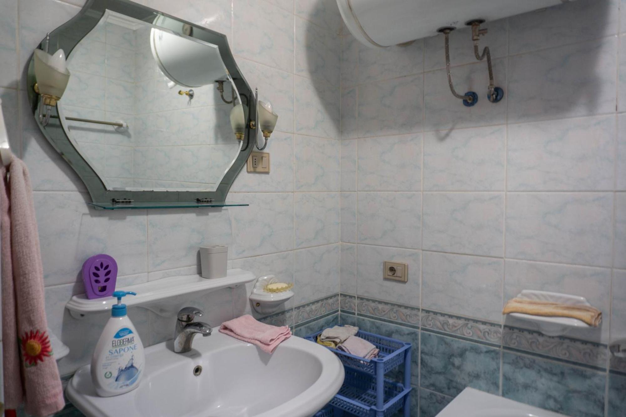 Bllok Bright Private Bedrooms With Private Bathroom On Shared Apartment Tiranë Ngoại thất bức ảnh