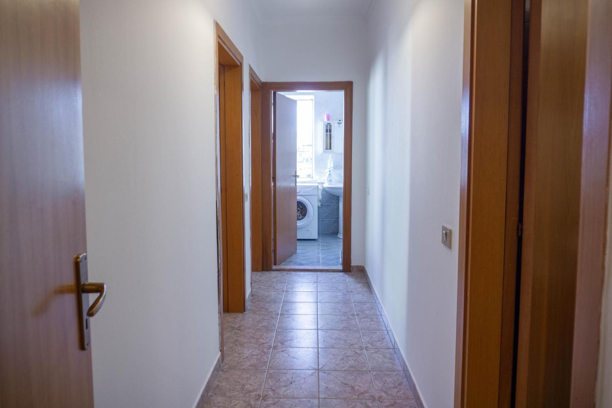 Bllok Bright Private Bedrooms With Private Bathroom On Shared Apartment Tiranë Ngoại thất bức ảnh