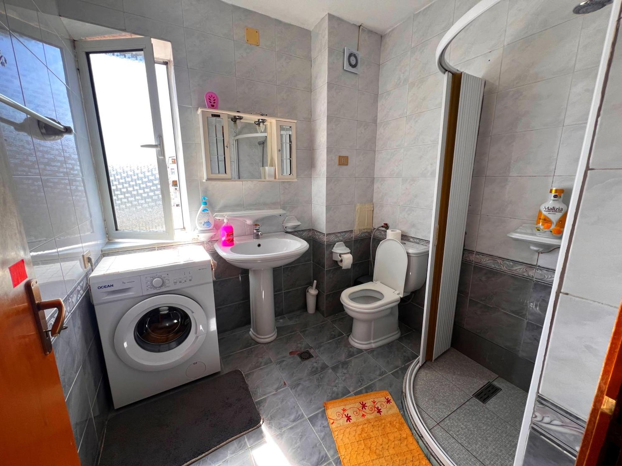Bllok Bright Private Bedrooms With Private Bathroom On Shared Apartment Tiranë Ngoại thất bức ảnh